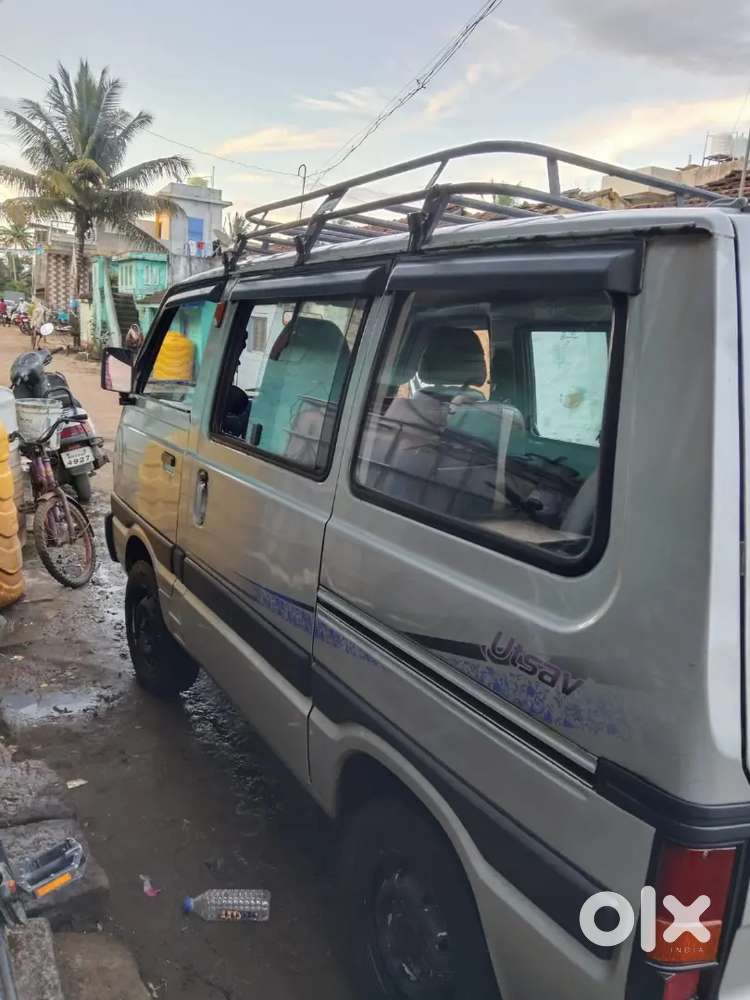 Maruti Suzuki Omni 5-seater 2006