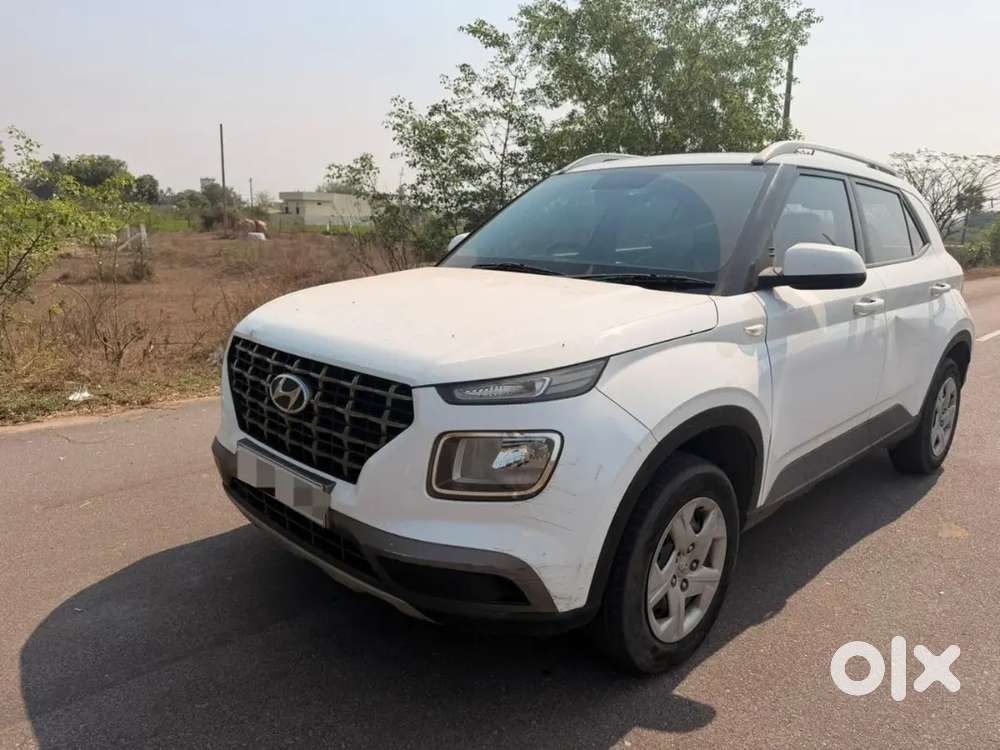 Hyundai Venue 2019 Lpg Petrol 66000 Km Driven