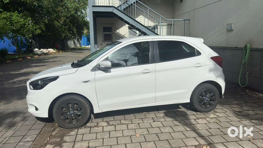 Ford Figo Diesel Titanium Full Company Service