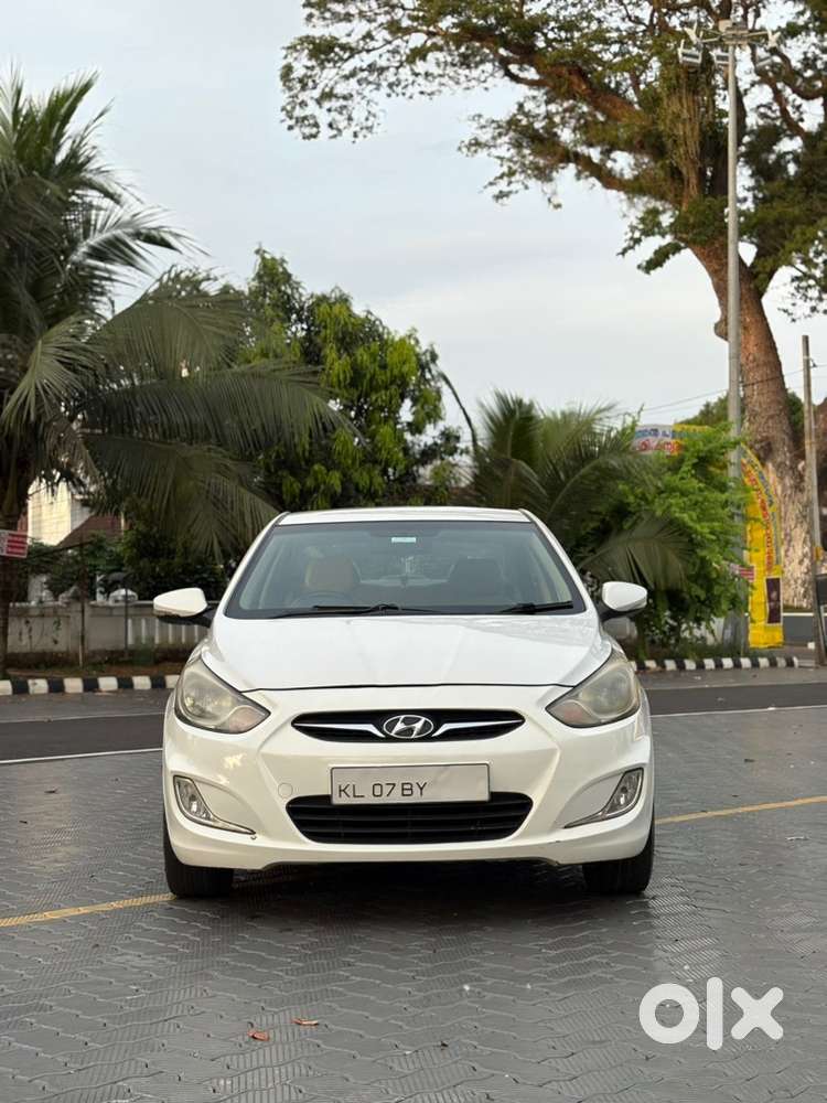 Hyundai Fluidic Verna 2013