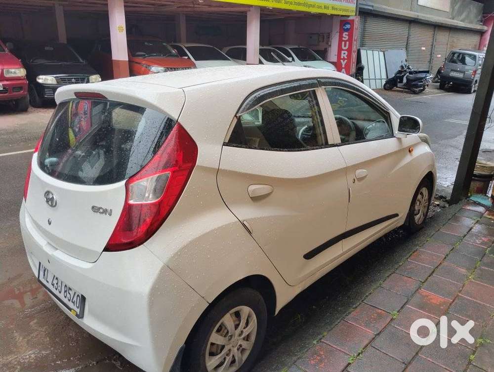 Hyundai Eon Era +, 2017, Petrol