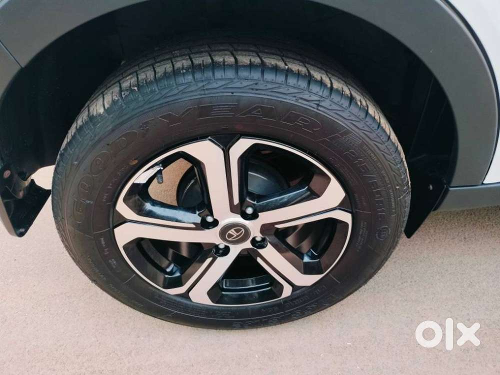 Tata Nexon 1.5 Revotorq Xza Plus Dual Tone Roof Amt, 2023, Diesel