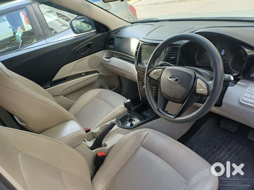 Mahindra Xuv300 1.2 W6 Amt Petrol, 2022, Petrol