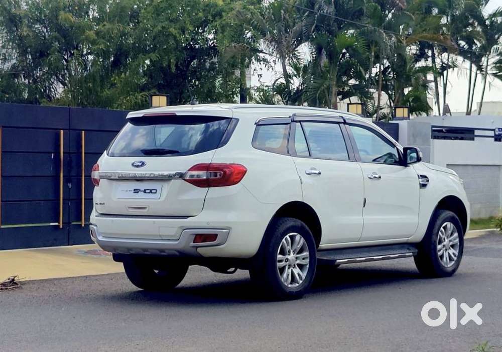 Ford Endeavour Titanium 2.2 4x2, 2019, Diesel