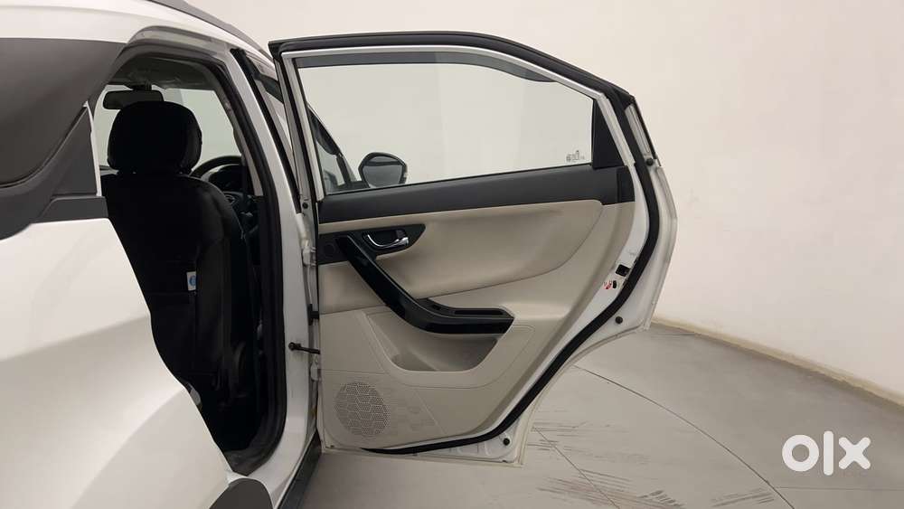 Tata Nexon 1.2 Revotron Xz Plus, 2023, Petrol