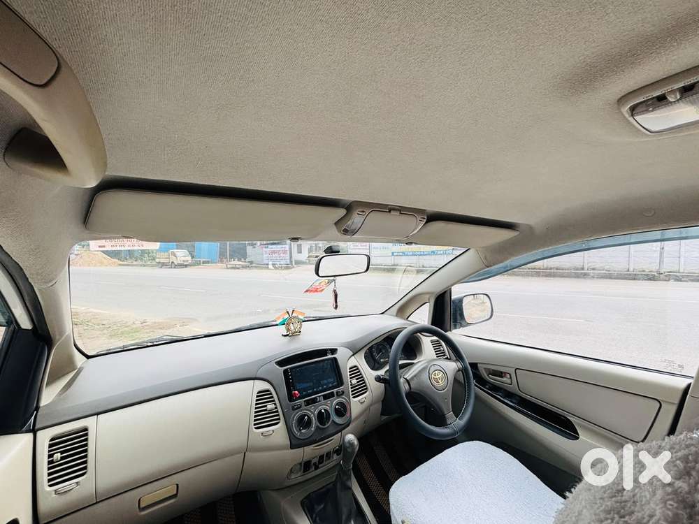 Toyota Innova 2.5 G4 Diesel 7-seater, 2010, Diesel