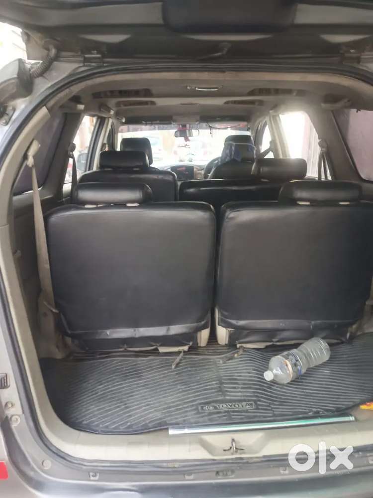Toyota Innova 2012 Diesel 165000 Km Driven