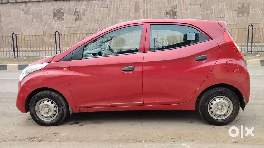 Hyundai Eon 2017 Petrol 30819 Km Driven