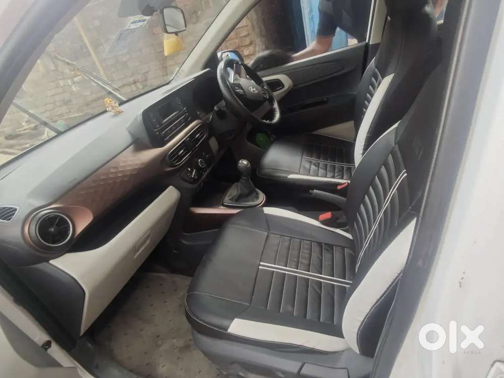 Hyundai Aura 2023 Cng Variant