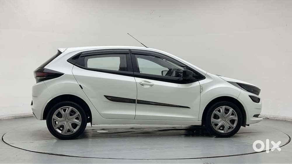 Tata Altroz 1.2 Xm Plus, 2021, Petrol