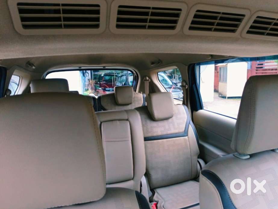 Maruti Suzuki Ertiga 1.5 Vxi, 2022, Petrol