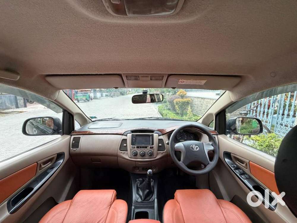 Toyota Innova [2013-2016] 2.5 G4 7 Str, 2015, Diesel