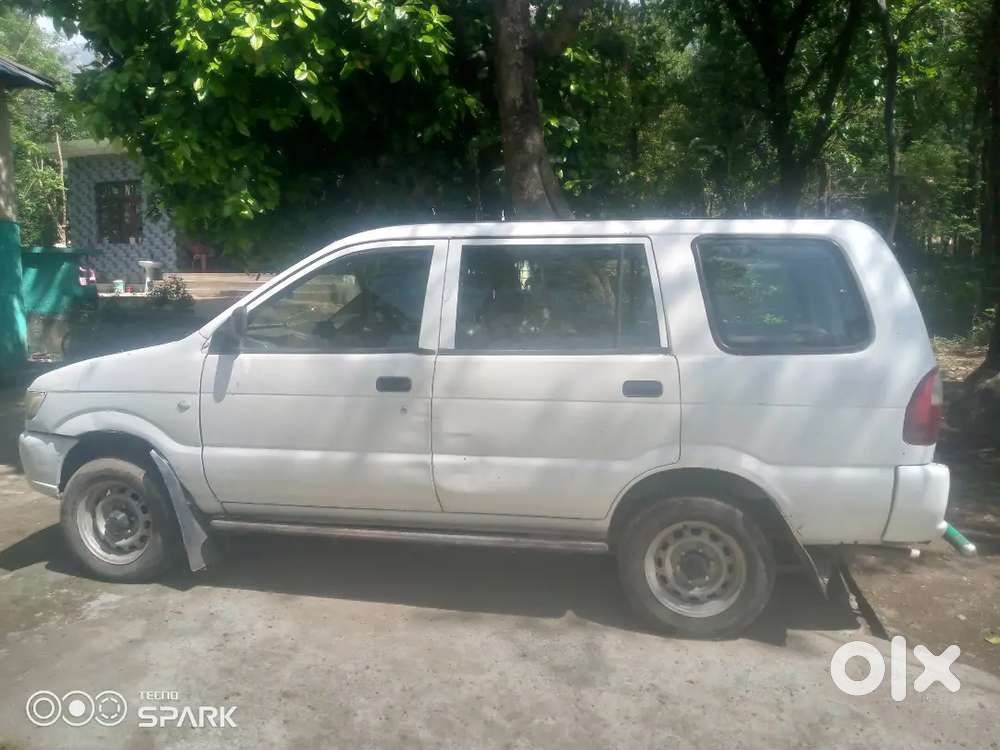 Chevrolet Tavera 2011 Diesel Good Condition