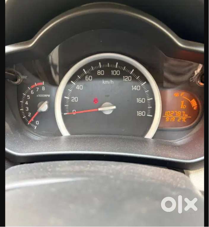Maruti Suzuki Celerio (2015) 2014-2017 1.0 Vxi Amt