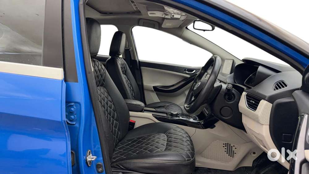 Tata Nexon 1.2 Revotron Xza Plus Dualtone, 2020, Petrol