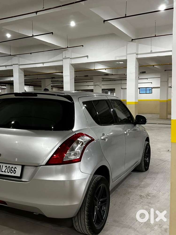 Maruti Suzuki Swift 2012 Vxi