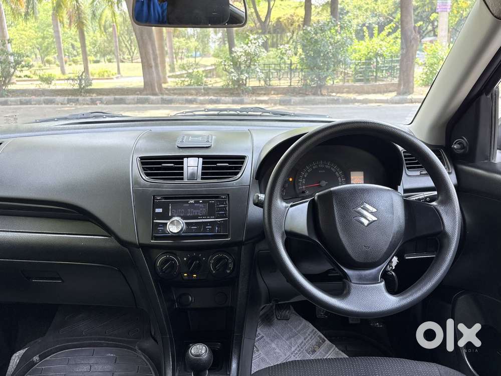 Maruti Suzuki Swift Lxi Option, 2012, Petrol
