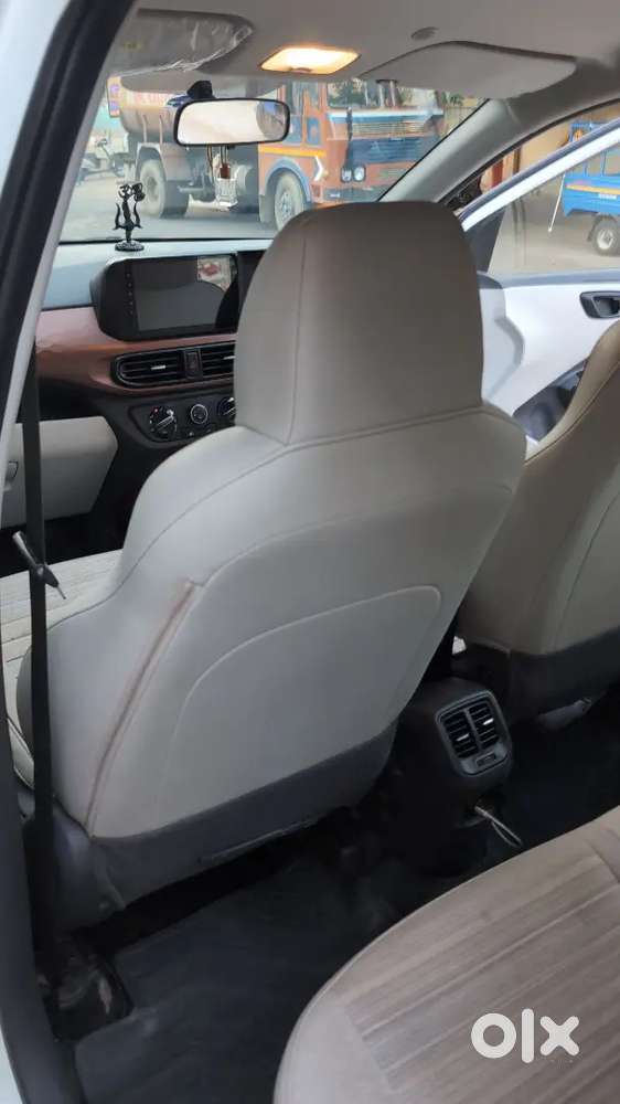 Hyundai Aura S Cng, Company Fit Cng