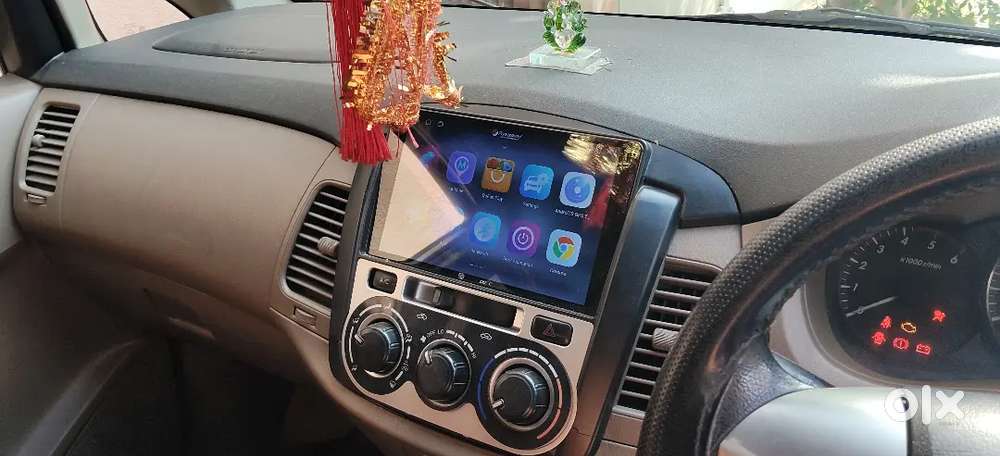 Toyota Innova 2015 Diesel 30400 Km Driven