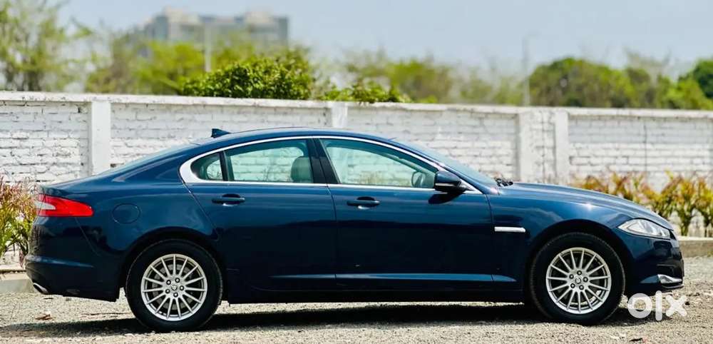 Jaguar Xj 2013 Diesel Well Maintained