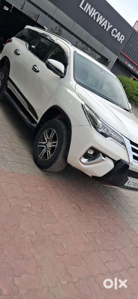 Toyota Fortuner 3.0 4x2 Mt, 2018, Diesel