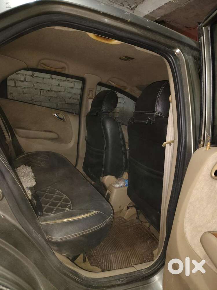 Honda City Zx 2006 Cng & Hybrids Well Maintained