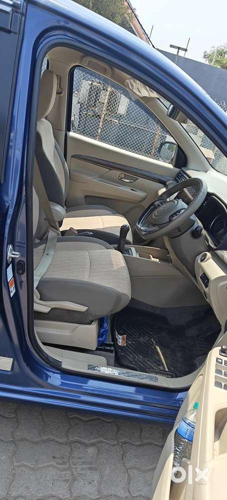 Toyota Rumion 2023 Petrol 20000 Km Driven