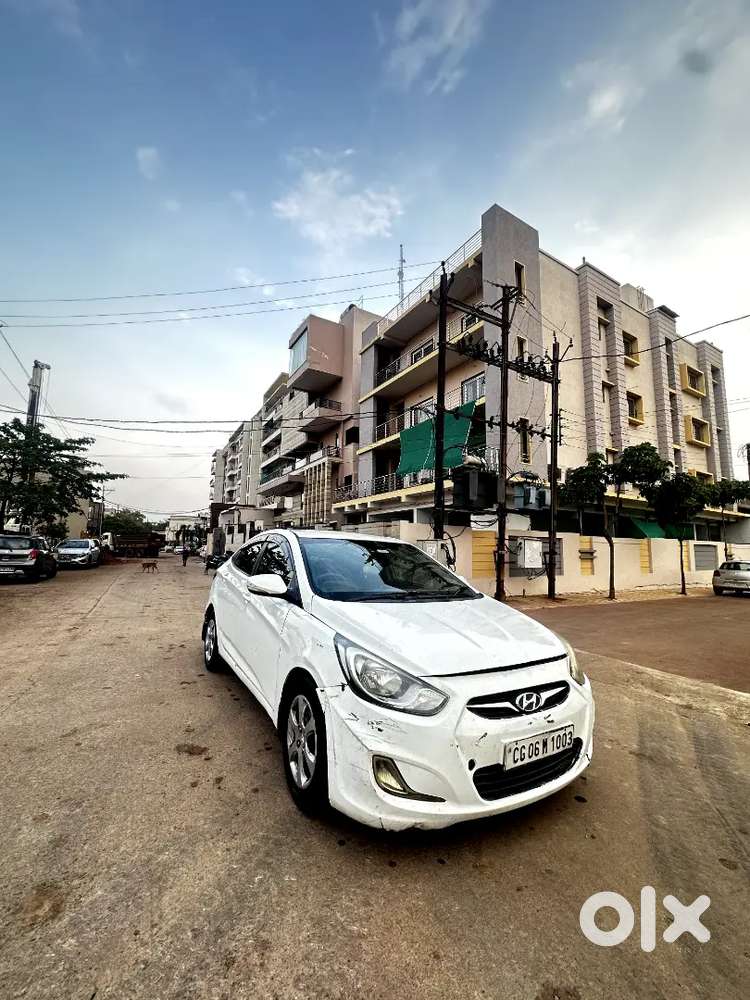 Hyundai Verna 2012 Diesel 100000 Km Driven