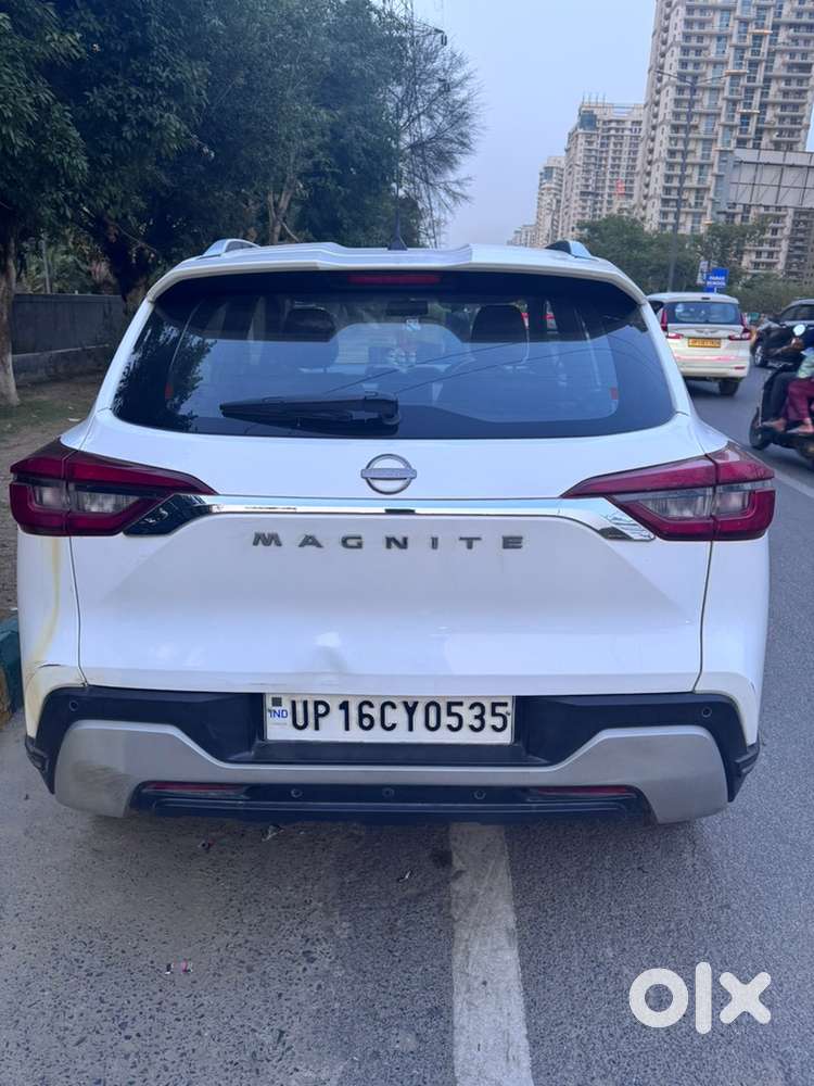 Nissan Petrol Car 2021