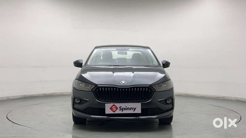 Skoda Slavia Ambition 1.0l Tsi At, 2022, Petrol