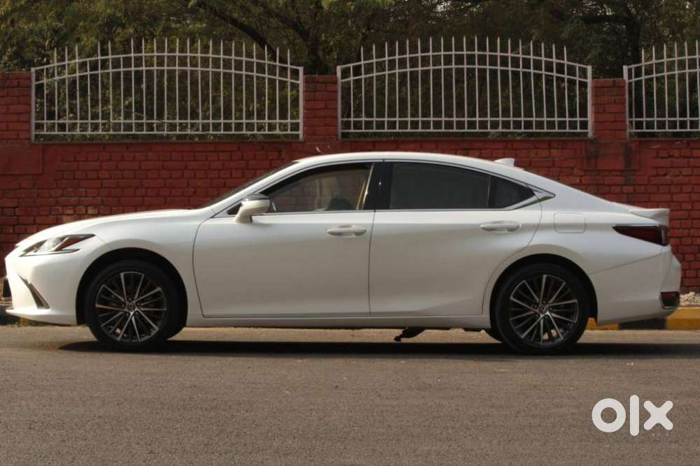Lexus Es 300h Exquisite, 2026, Petrol