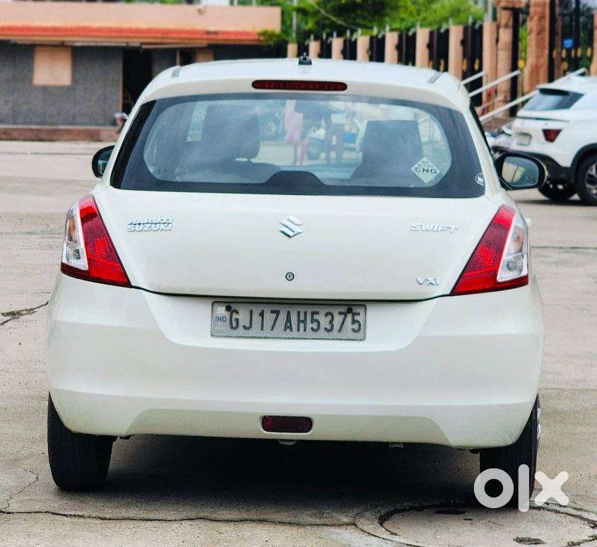 Maruti Suzuki Swift Vxi Abs Bsiv, 2014, Cng & Hybrids