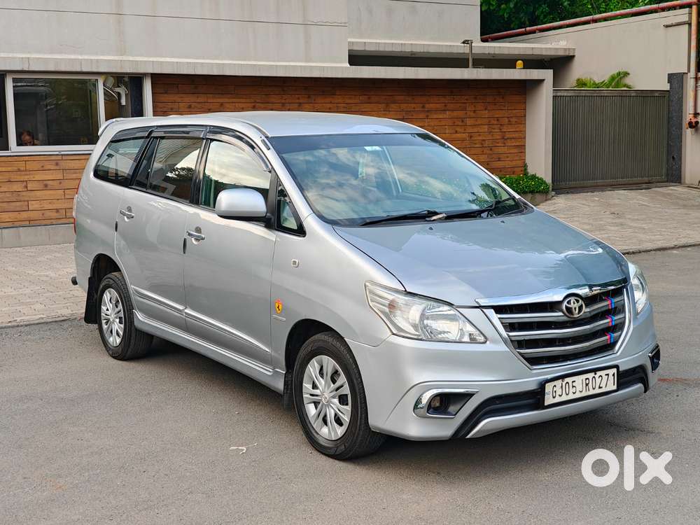Toyota Innova 2.5 G (diesel) 8 Seater, 2016, Diesel