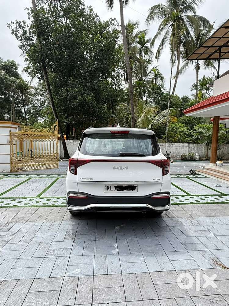 Kia Carens Diesel 2023 Luxury Plus 1.5 Automatic