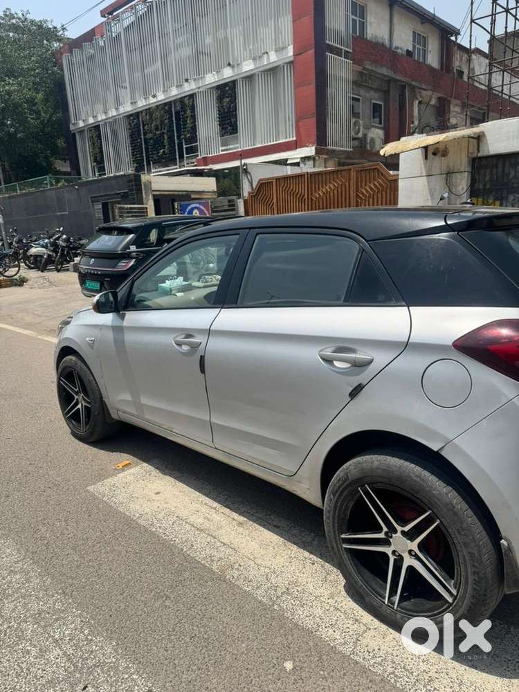 Hyundai Elite I20 2016 Cng & Hybrids 70000 Km Driven