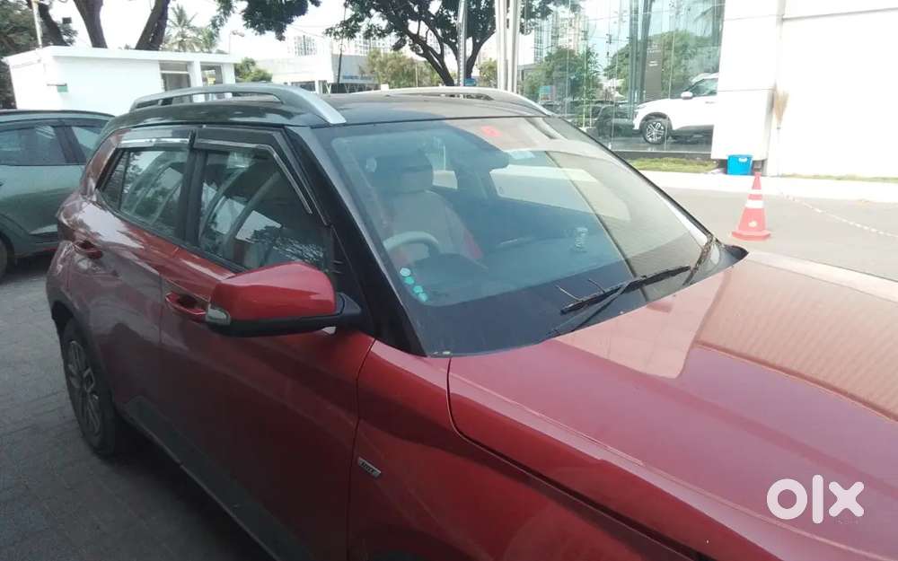 Direct Owner Sale. 1st-owner Hyundai_venue S(o) Turbo Imt.