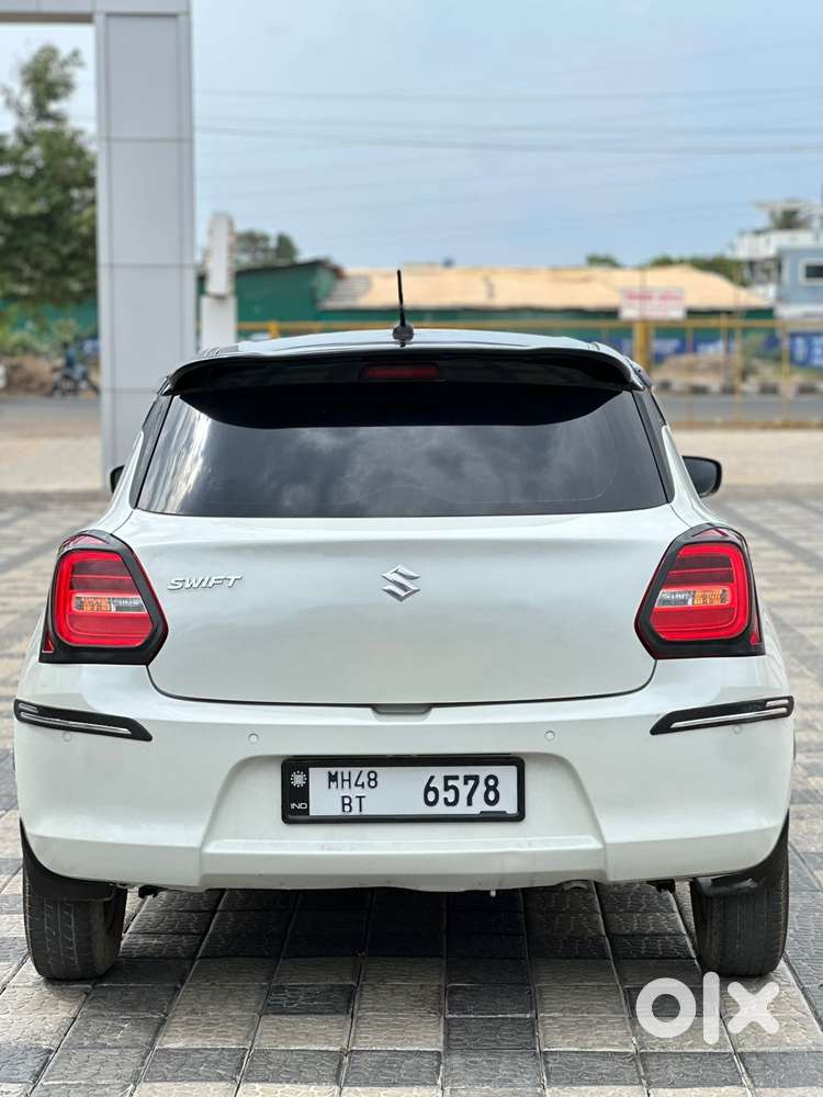 Maruti Suzuki Swift Vxi + Manual, 2021, Petrol