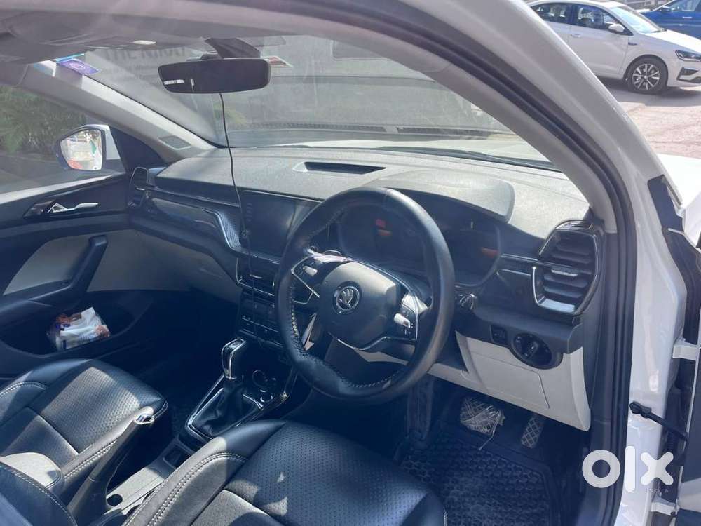 Kushaq Style 1.5 Tsi At - Candy White_sell