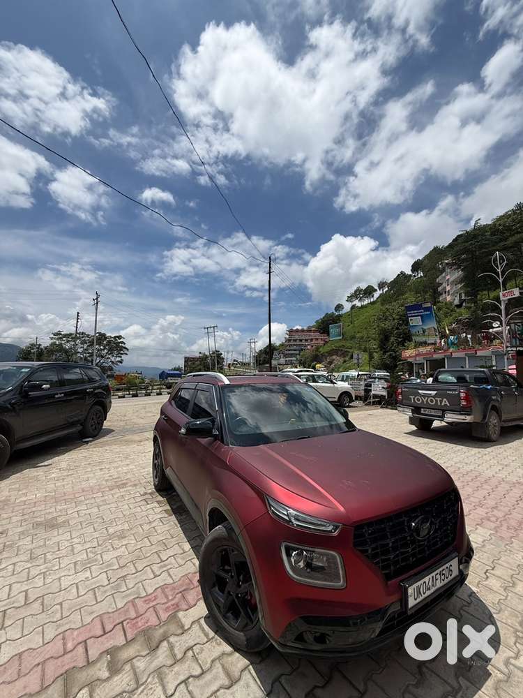 Hyundai Venue Petrol 2021