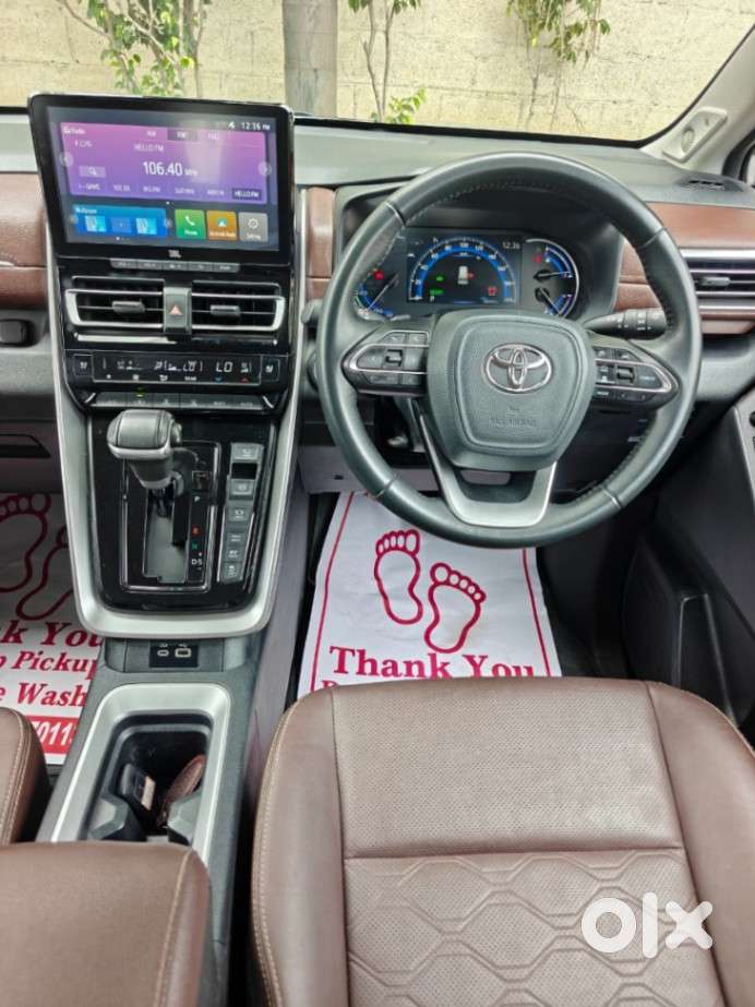 Toyota Innova Hycross 2.0 Zx (o) Hybrid 7 Str, 2024, Petrol
