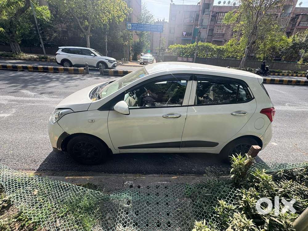 Hyundai Grand I10 2017 Cng & Hybrids Well Maintained