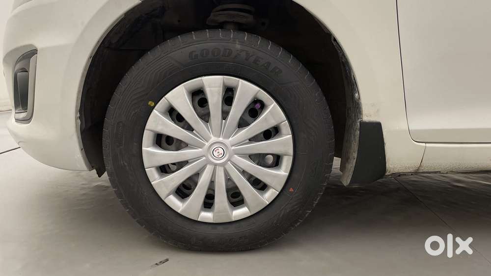 Maruti Suzuki Swift Vvt Vxi, 2016, Petrol