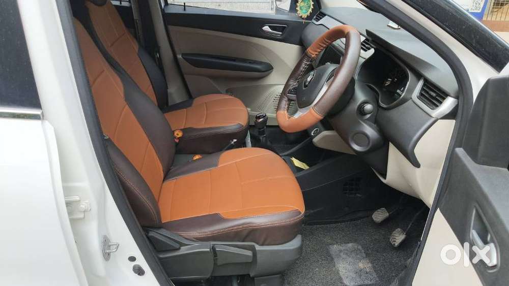 Renault Triber Rxz, 2022, Petrol