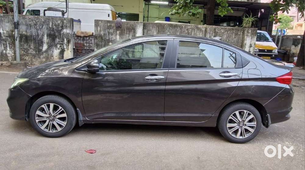 Honda City 1.5 V 4th Gen I-vtec Mt, 2021, Petrol