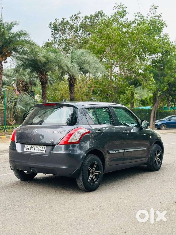 Maruti Suzuki Swift Lxi Option, 2015, Cng & Hybrids