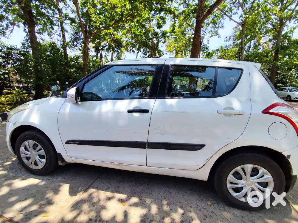 Maruti Suzuki Swift 2013 Petrol