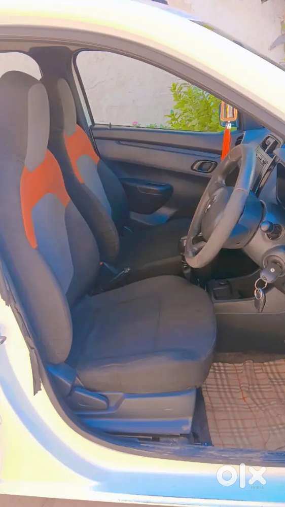 Renault Kwid 1.0 Petrol Manual 2015