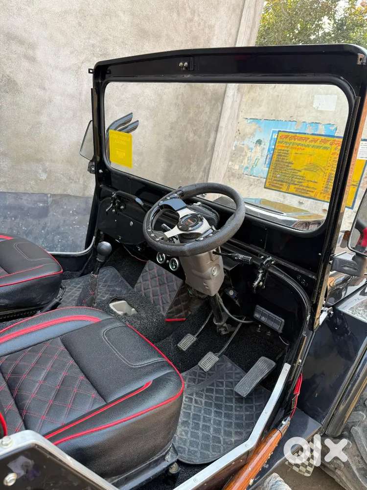 Mahindra Jeep Classic 2005