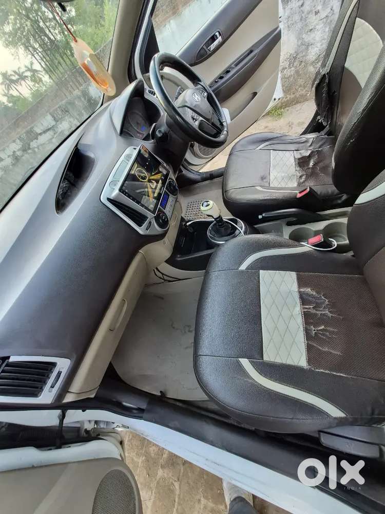 Hyundai New I20 2012 Diesel 96000 Km Driven
