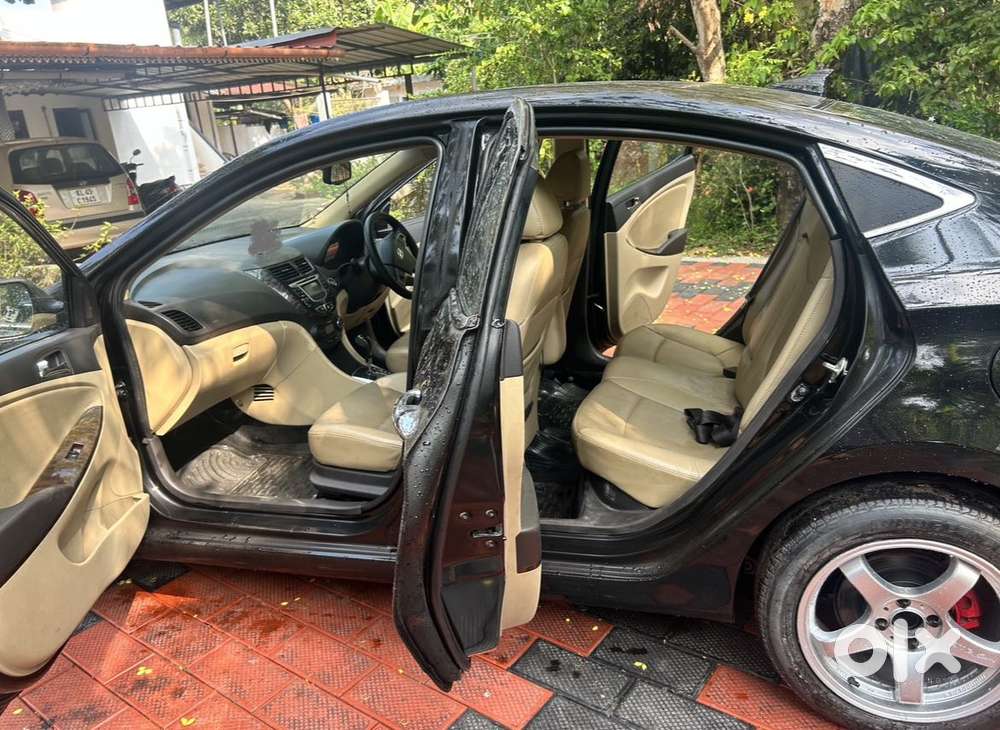 Hyundai Verna Vtvt 1.6 At Sx Option, 2013, Petrol